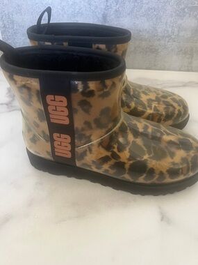 UGG Leopard Print Rain & Snow Boots - Tan/Black